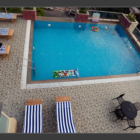 Hotel Atulyaa Taj Agra  Εξωτερικό φωτογραφία