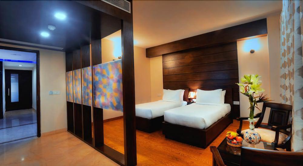 Hotel Atulyaa Taj Agra  Εξωτερικό φωτογραφία