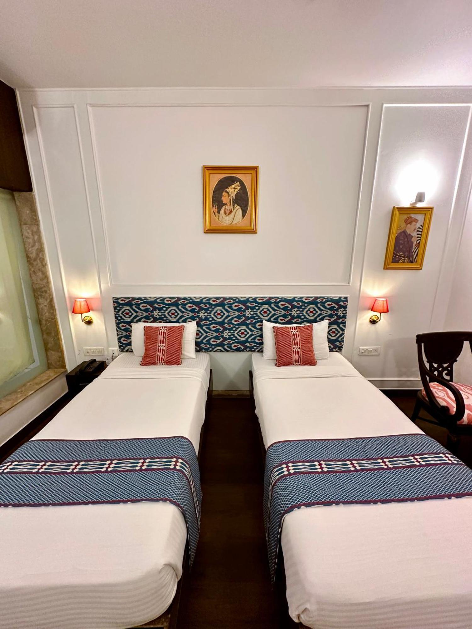 Hotel Atulyaa Taj Agra  Εξωτερικό φωτογραφία