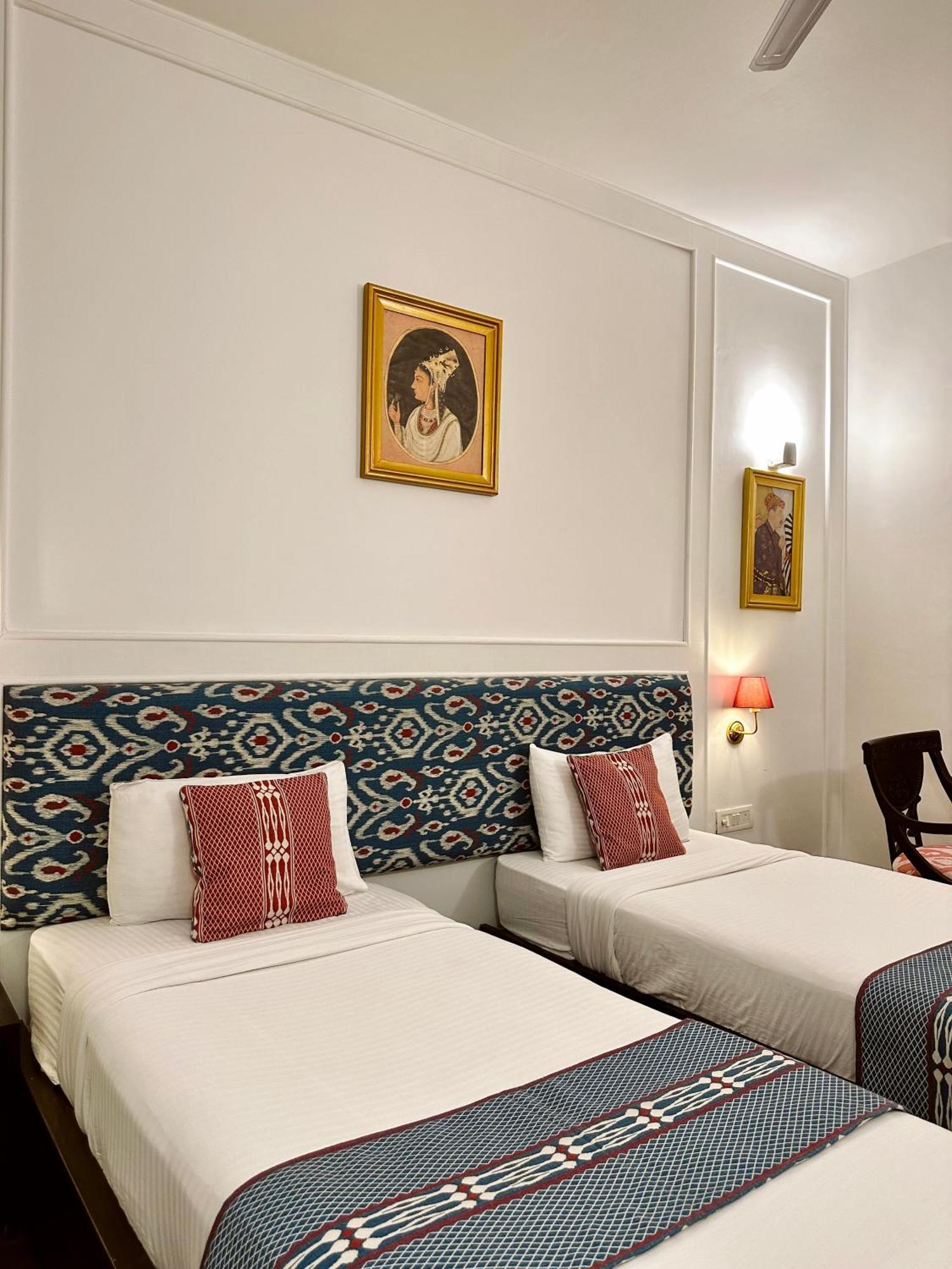 Hotel Atulyaa Taj Agra  Εξωτερικό φωτογραφία