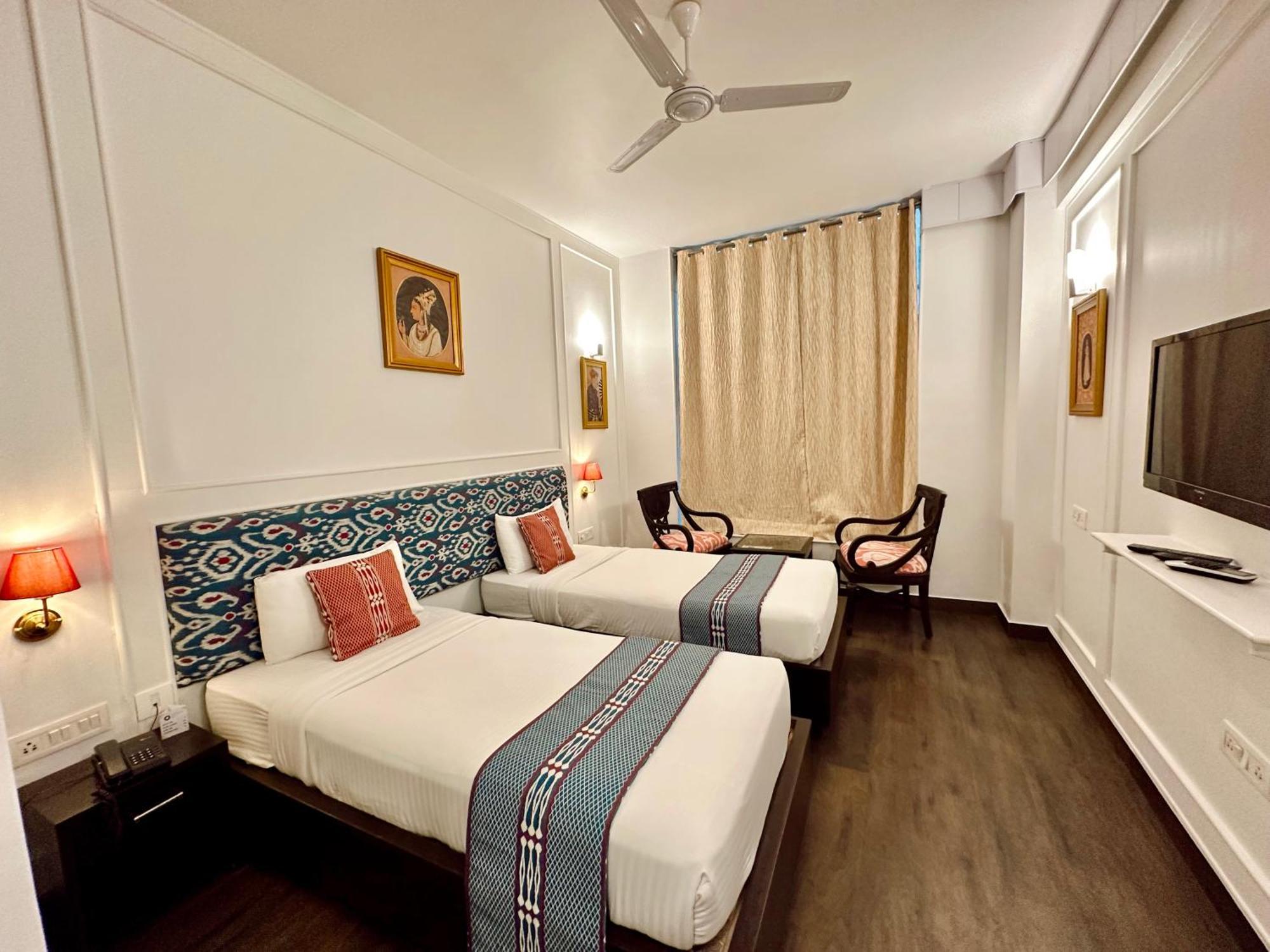Hotel Atulyaa Taj Agra  Εξωτερικό φωτογραφία