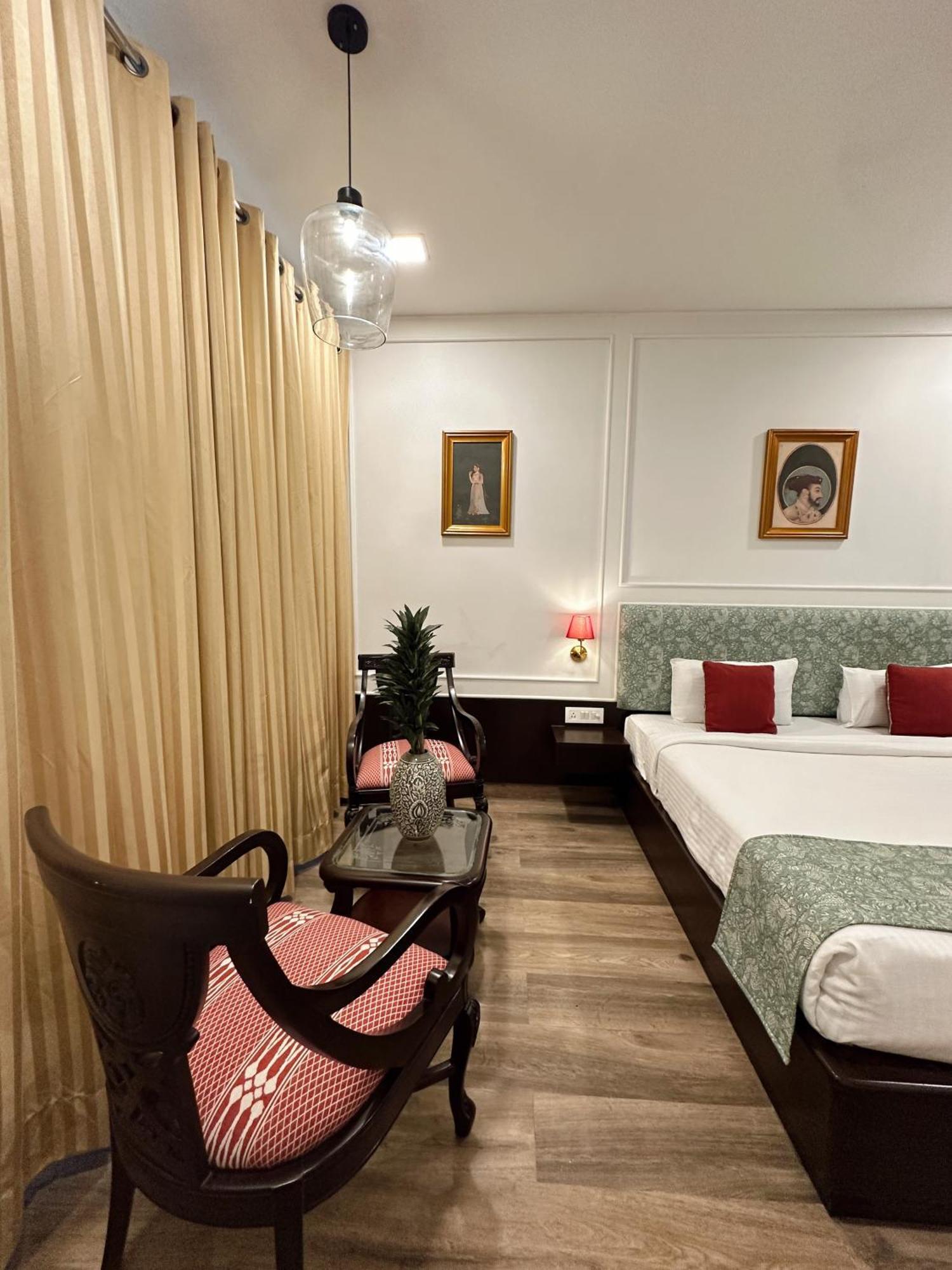 Hotel Atulyaa Taj Agra  Εξωτερικό φωτογραφία
